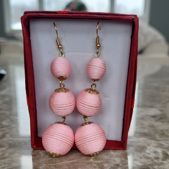 Jewelry - New Pink Earrungs, 3 1/2" Long